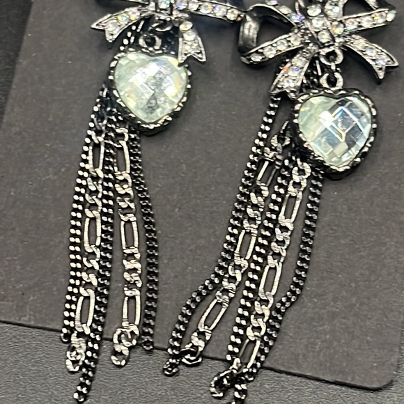 BETSEY JOHNSON original dangle bow rhinestone earrings - Picture 3 of 8
